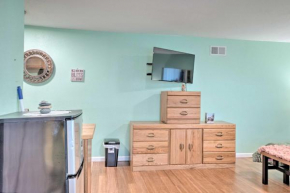 Soothing Studio with Lush Views 2 Mi to Beach!